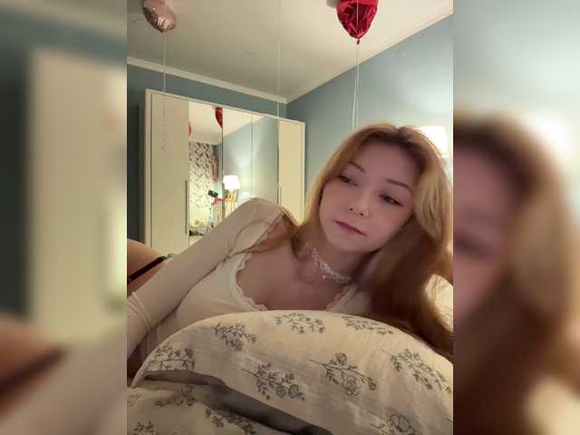 CrazyAleona, en directo ahora en BongaCams