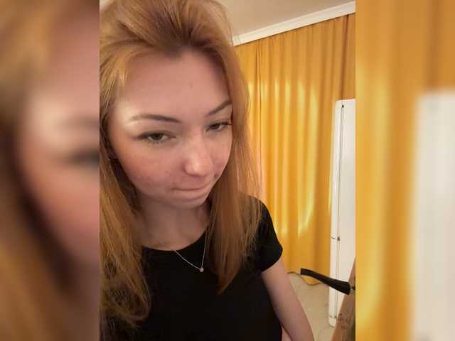 CrazyAleona live cam on BongaCams