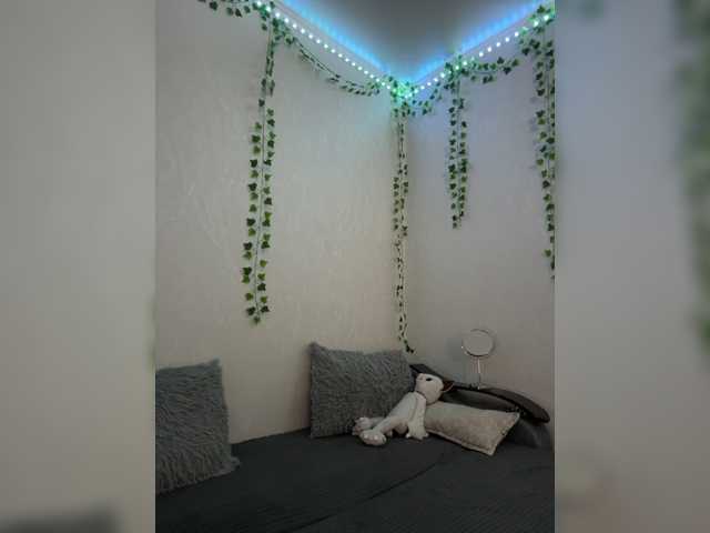 CrazyAleona live cam on BongaCams