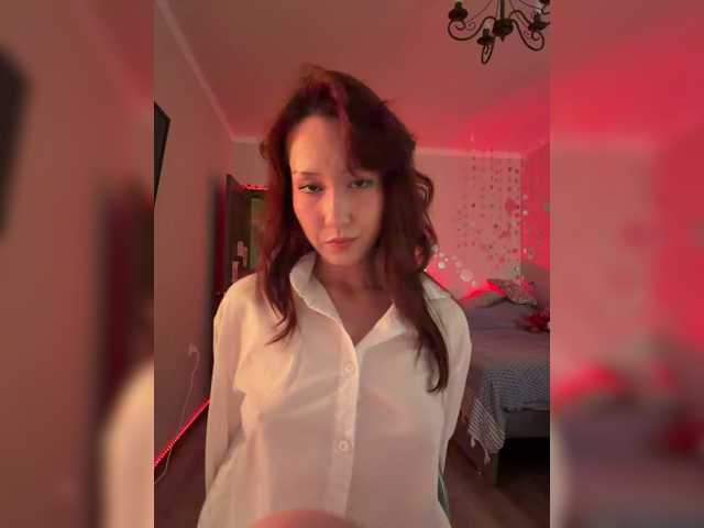 CrazyAleona, en directo ahora en BongaCams