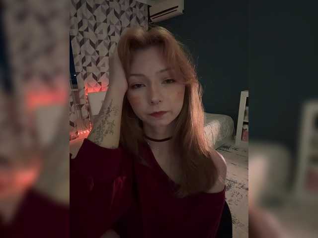 CrazyAleona live cam on BongaCams