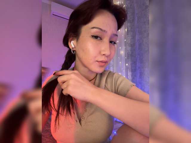 CrazyAleona live cam on BongaCams