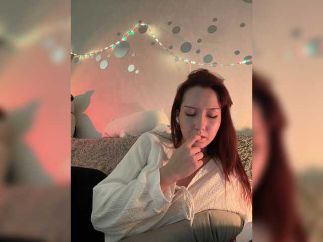 CrazyAleona live cam on BongaCams