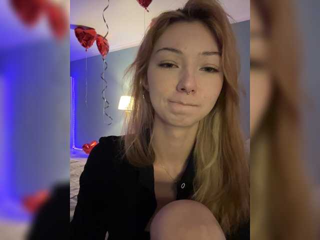 ShyAlya live cam preview