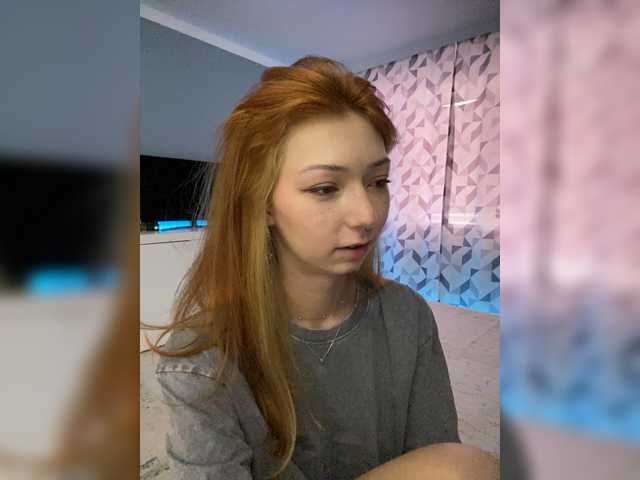 CrazyAleona live cam on BongaCams
