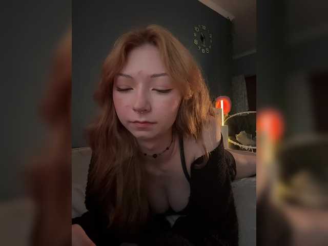 CrazyAleona live cam on BongaCams