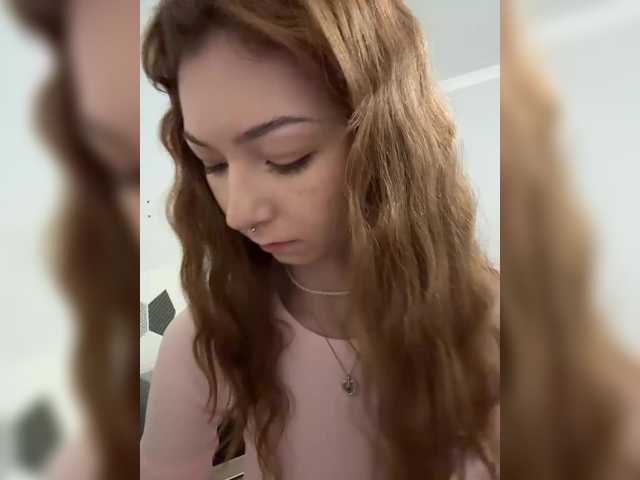 CrazyAleona webcam
