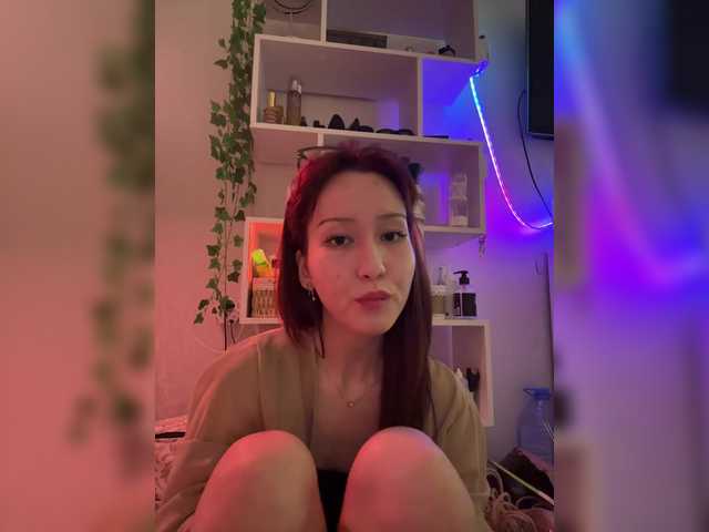 CrazyAleona live cam on BongaCams