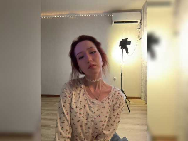 CrazyAleona live cam on BongaCams