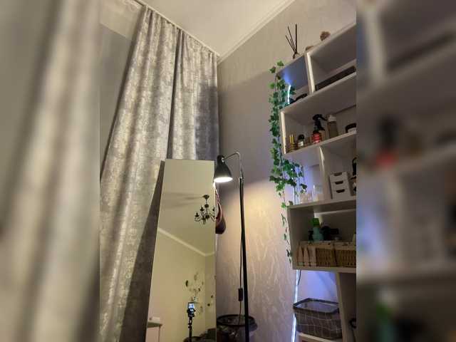 CrazyAleona live cam on BongaCams