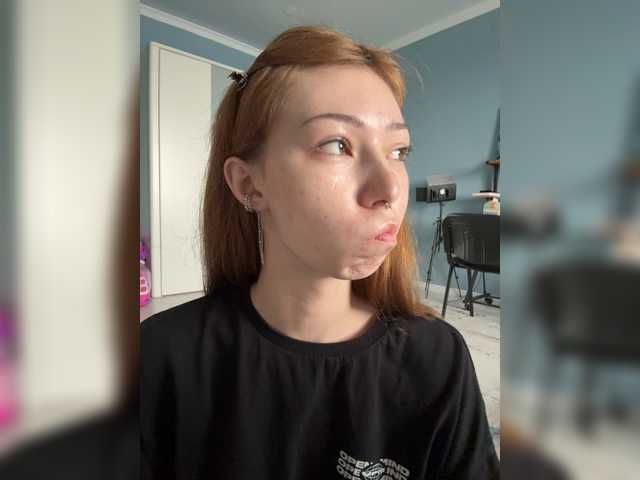 CrazyAleona live cam on BongaCams