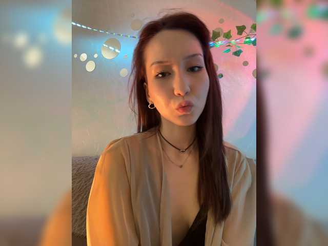 ShyAlya live webcam show