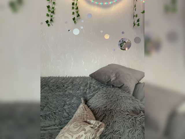 CrazyAleona live cam on BongaCams