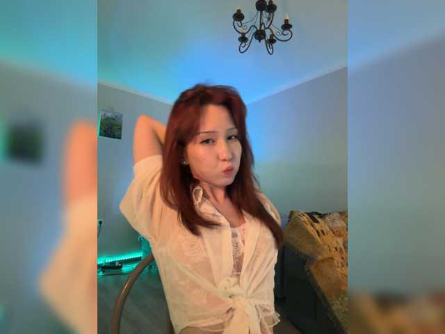 CrazyAleona live cam on BongaCams
