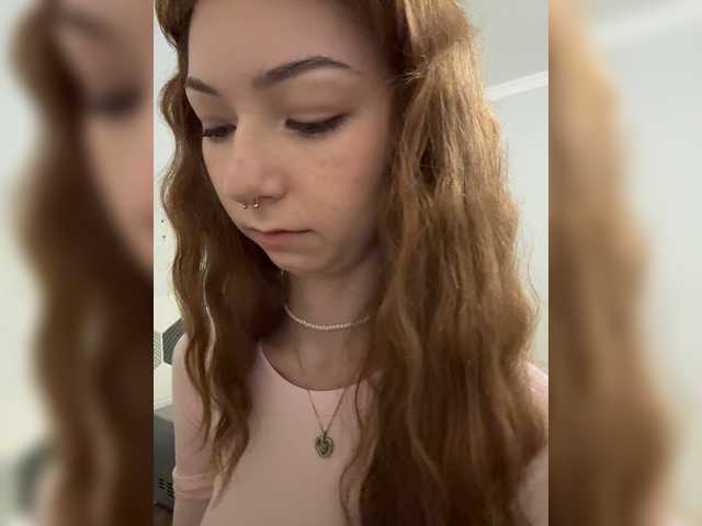 CrazyAleona live cam on BongaCams