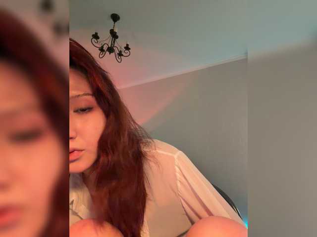 CrazyAleona, en vivo ahora en BongaCams