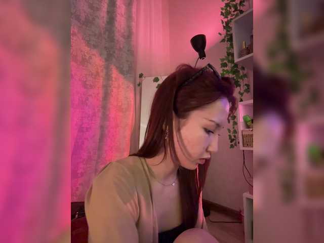 CrazyAleona live cam on BongaCams