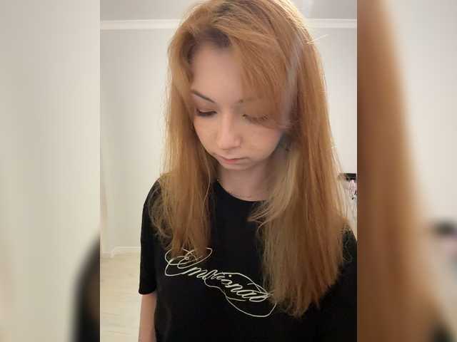 CrazyAleona live cam on BongaCams
