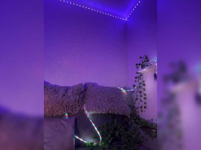 CrazyAleona live cam on BongaCams