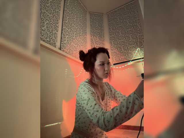 CrazyAleona live cam on BongaCams