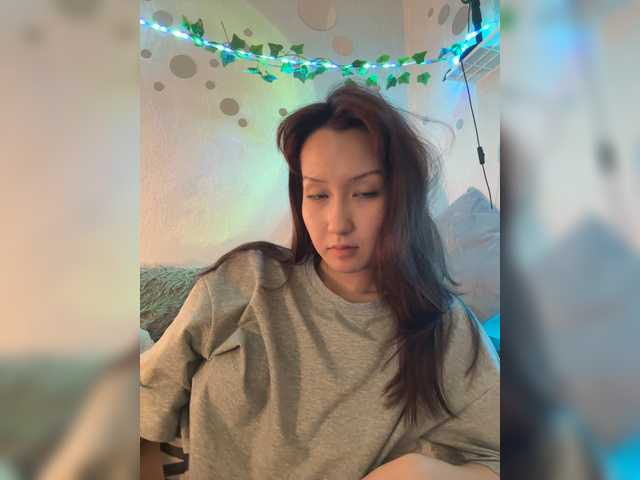 ShyAlya live webcam show