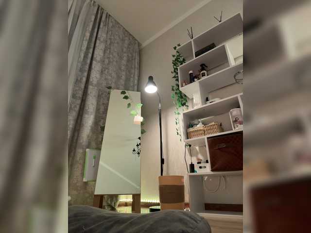 CrazyAleona live cam on BongaCams