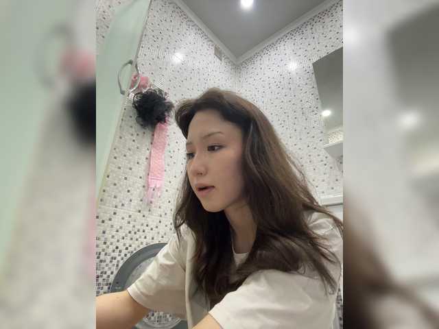 CrazyAleona live cam on BongaCams