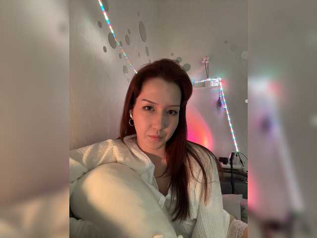 CrazyAleona live cam on BongaCams