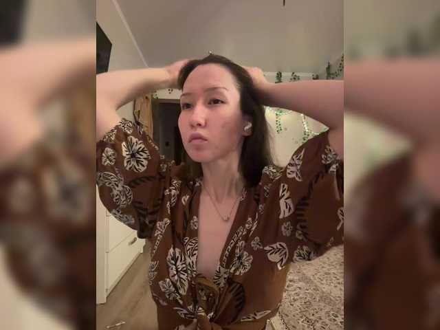 CrazyAleona live cam on BongaCams