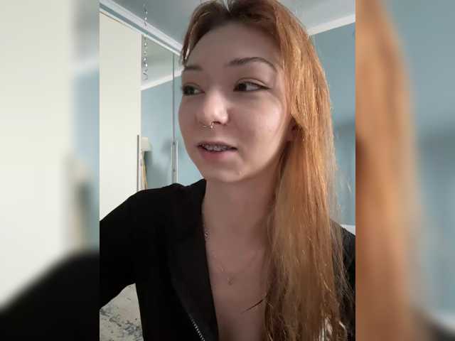 CrazyAleona live cam on BongaCams