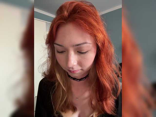 ShyAlya live webcam show