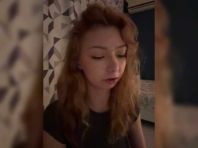 CrazyAleona live cam on BongaCams