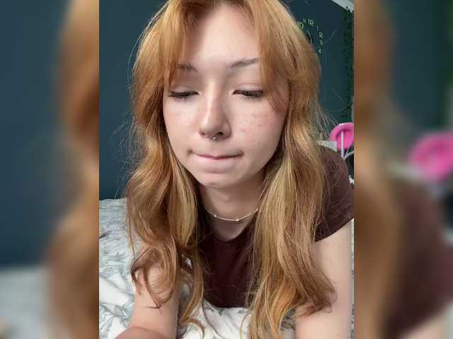 CrazyAleona live cam on BongaCams