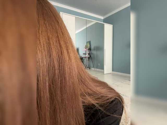 CrazyAleona live cam on BongaCams