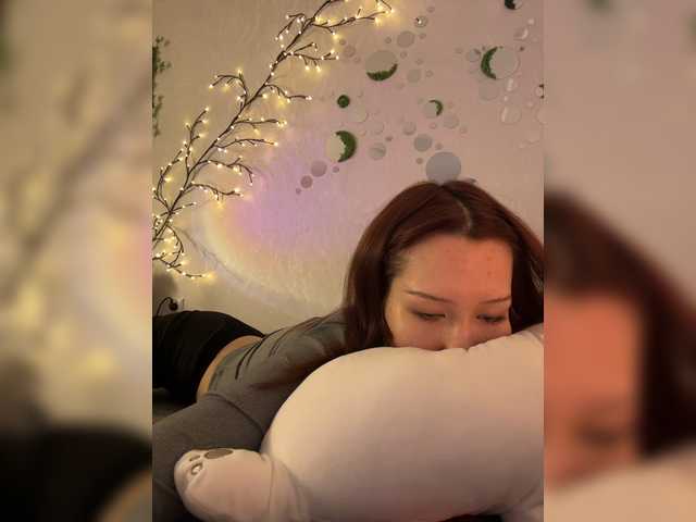 CrazyAleona live cam on BongaCams