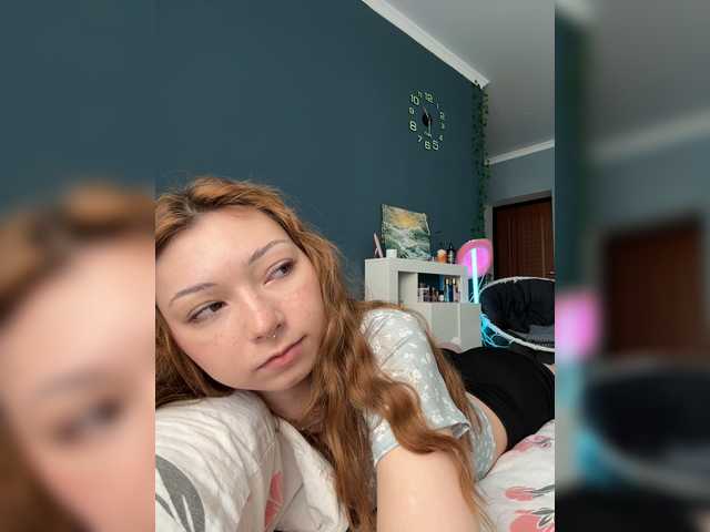 CrazyAleona live cam on BongaCams