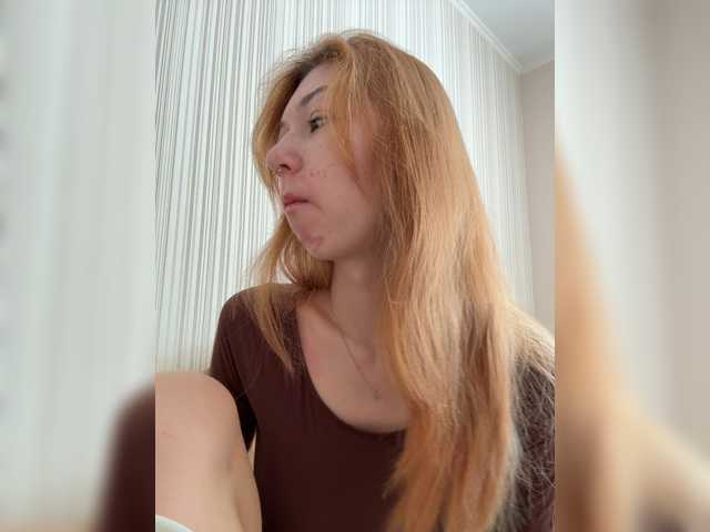 CrazyAleona live cam on BongaCams