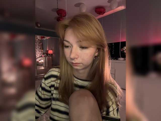 CrazyAleona live cam on BongaCams