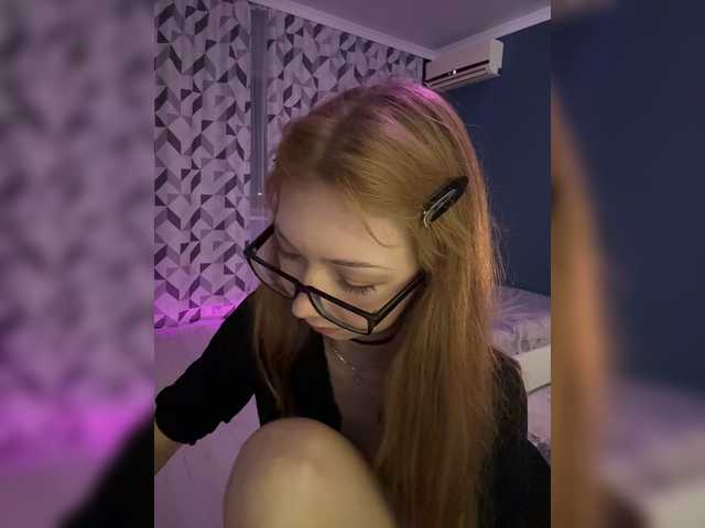 CrazyAleona live cam on BongaCams