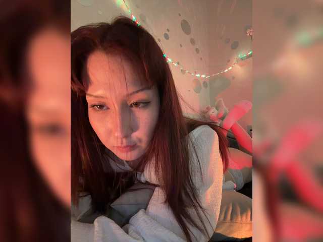 CrazyAleona live cam on BongaCams