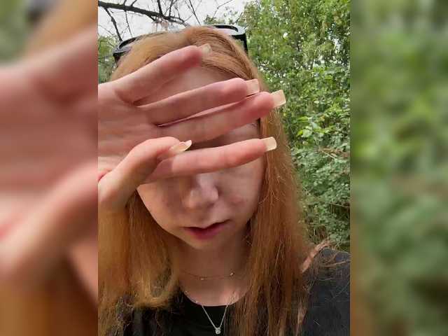 CrazyAleona live cam on BongaCams