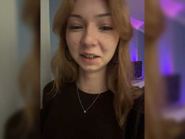 CrazyAleona live cam on BongaCams