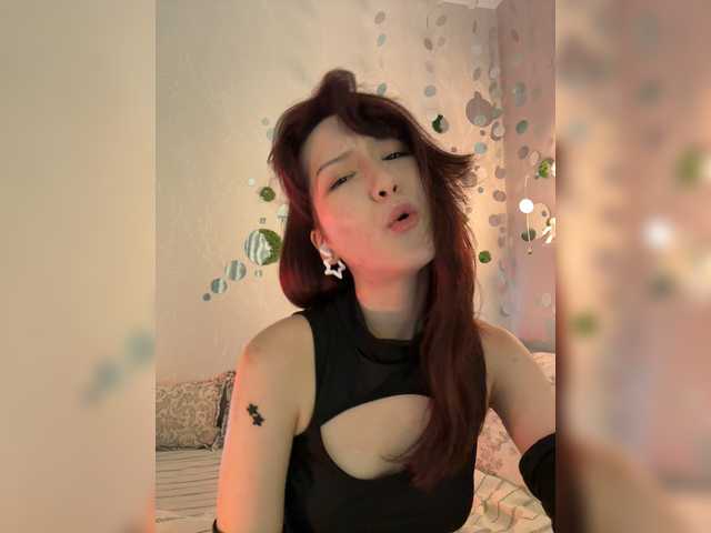 CrazyAleona live cam on BongaCams