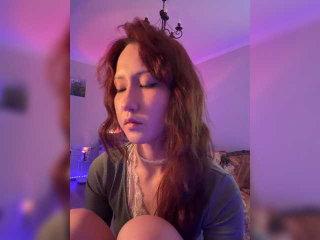CrazyAleona live cam on BongaCams