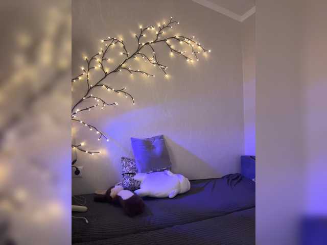 CrazyAleona live cam on BongaCams