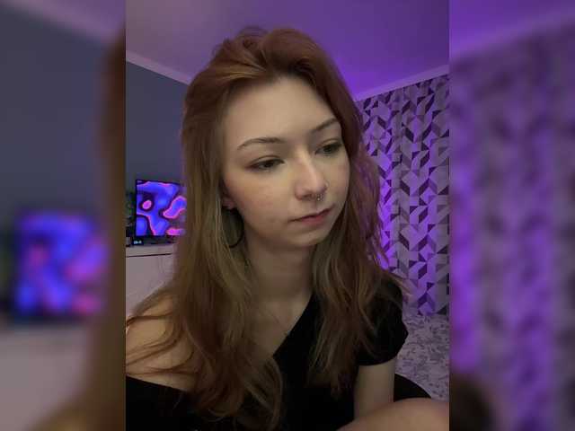 CrazyAleona live cam on BongaCams
