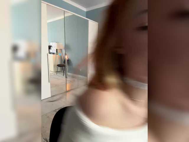 CrazyAleona live cam on BongaCams