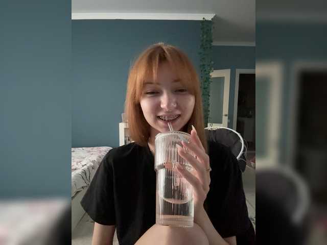 CrazyAleona live cam on BongaCams