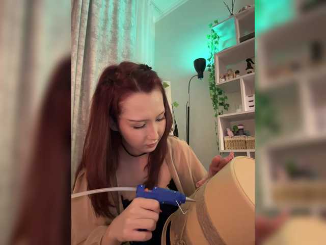 CrazyAleona live cam on BongaCams