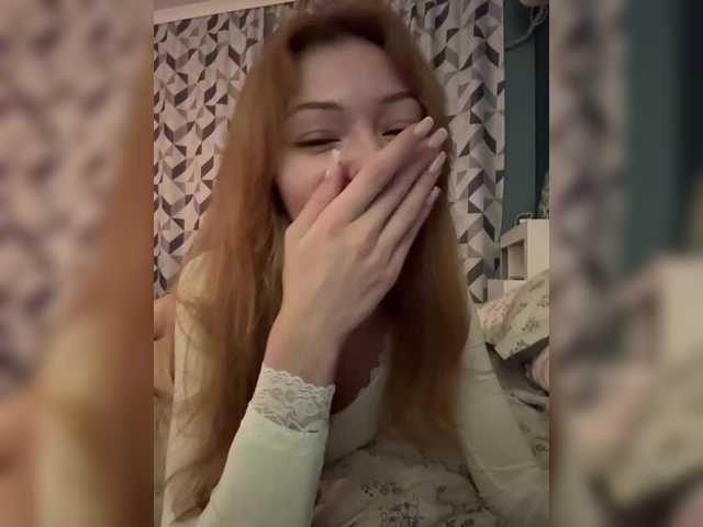 CrazyAleona live cam on BongaCams